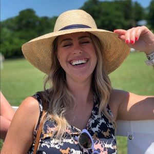 Meet your Posher, Brittany